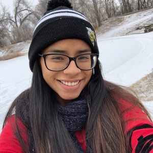 Meet your Posher, Dolores